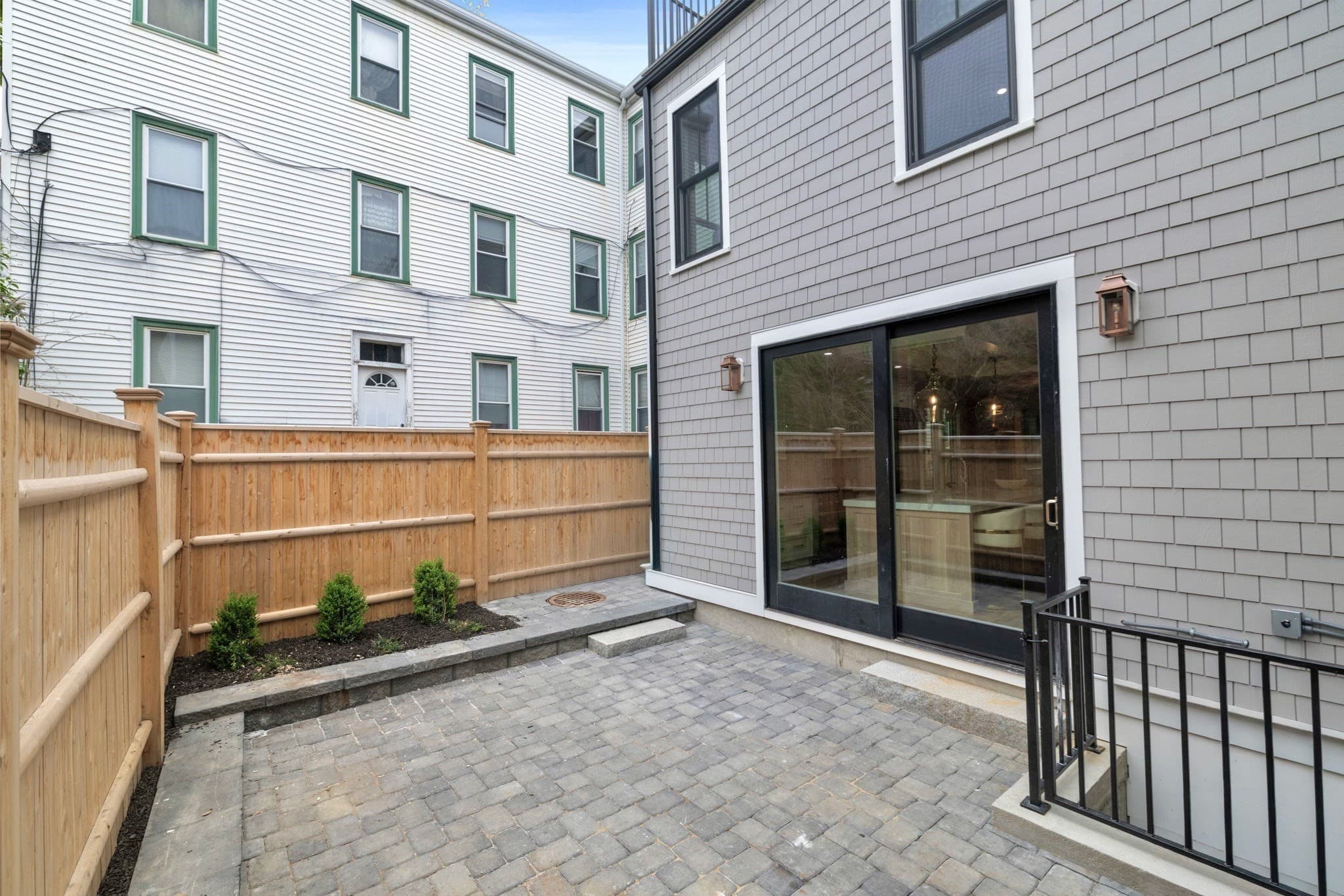 Single Family Residence at 14 Prospect St, Boston MA 02129, photo 31 of 37