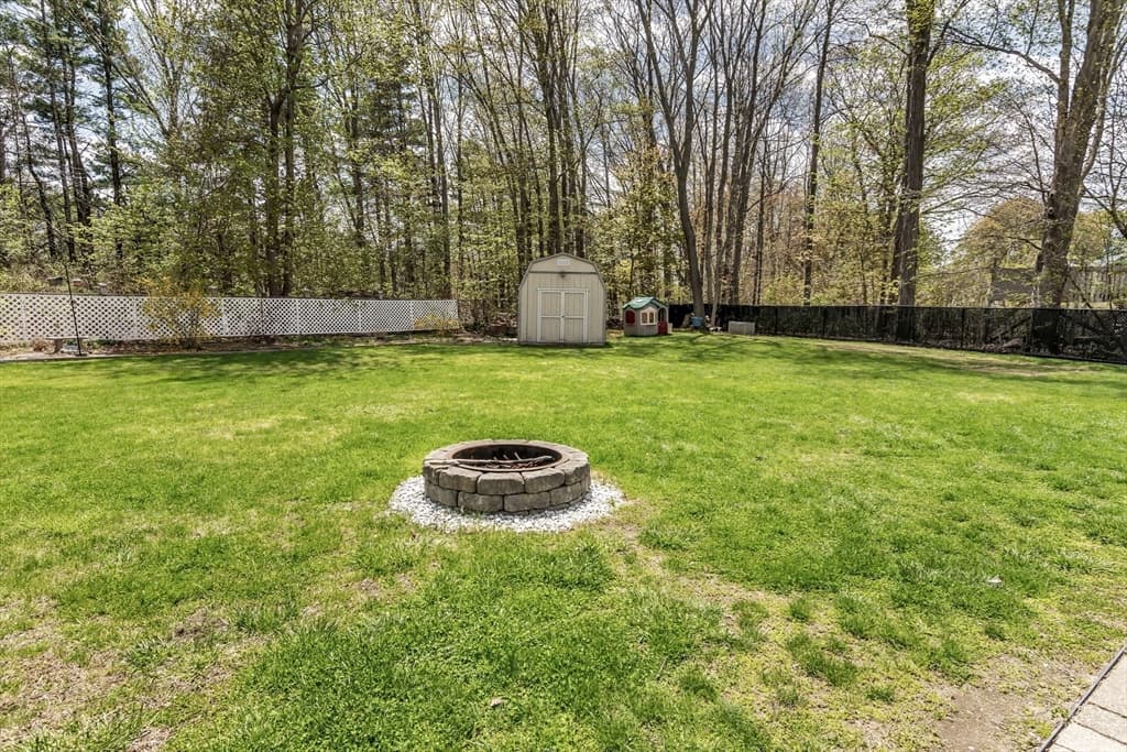 Single Family Residence at 8 Portsmouth Rd, Amesbury MA 01913, photo 35 of 37