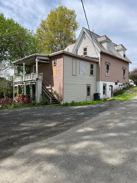 351 Bridge St, Northampton MA 01060 photo 7