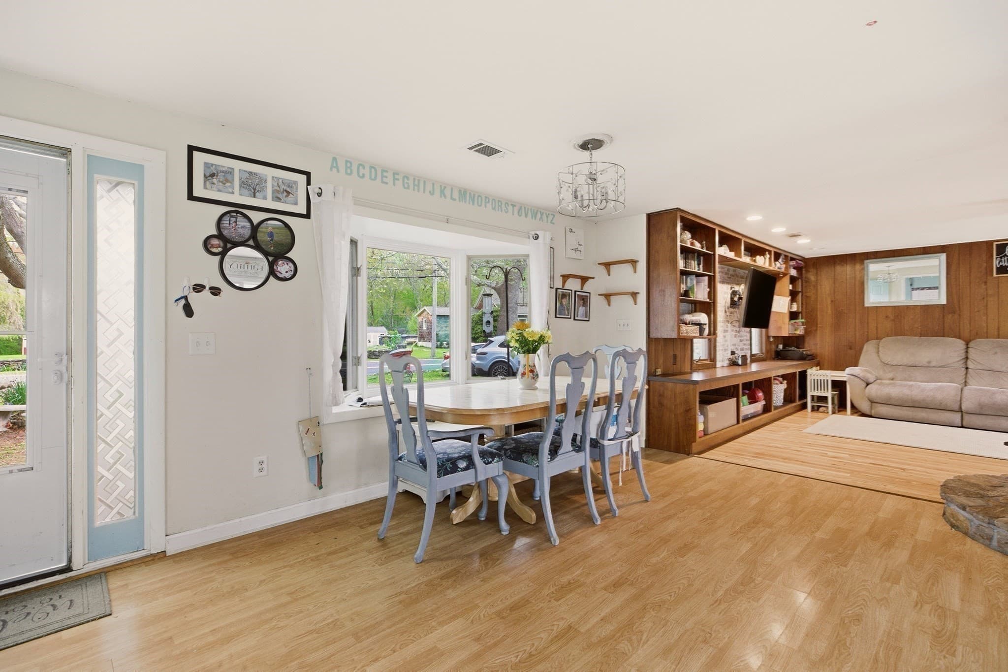 Single Family Residence at 304 Bushee Road, Swansea MA 02777, photo 12 of 33