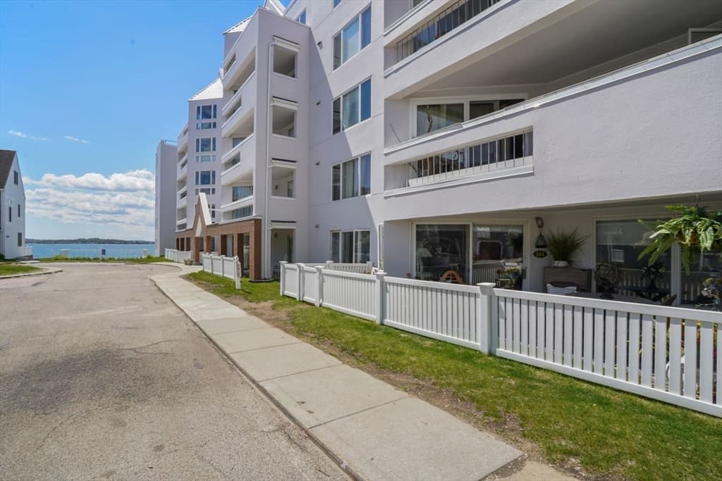 Condominium at 1 Commodore Court # 104, Hull MA 02045, Hull, photo 28 of 35