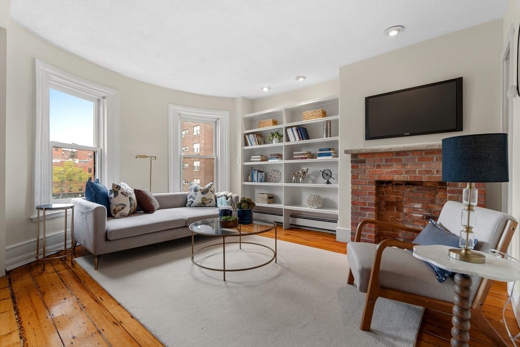88 W Springfield St # 3, Boston MA 02118