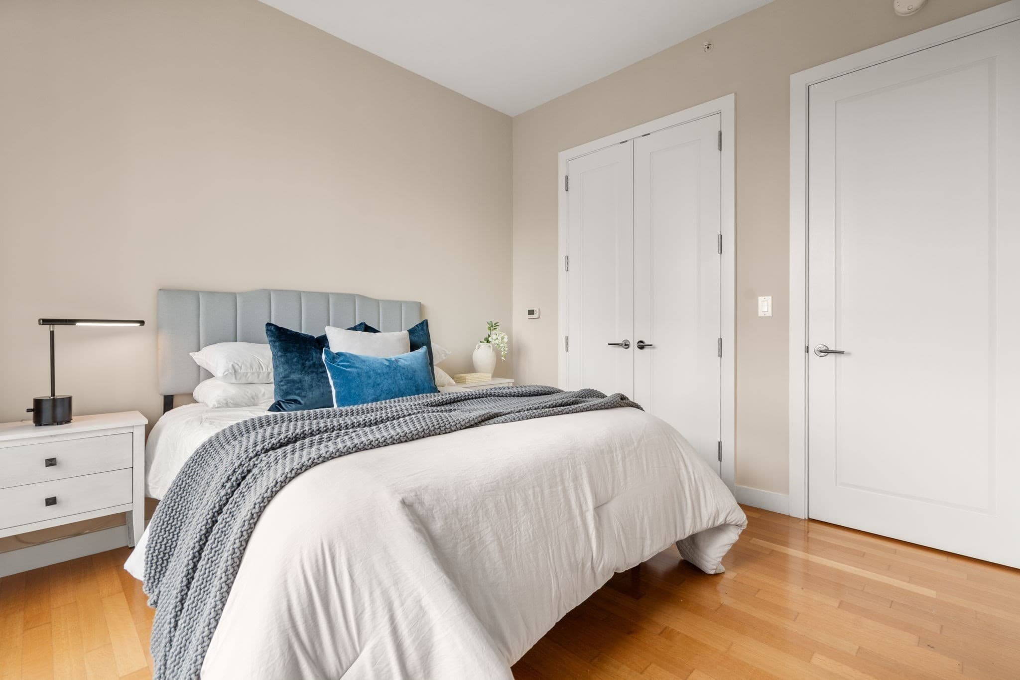 Condominium at 400 Stuart St # 16B, Boston MA 02116, photo 13 of 21