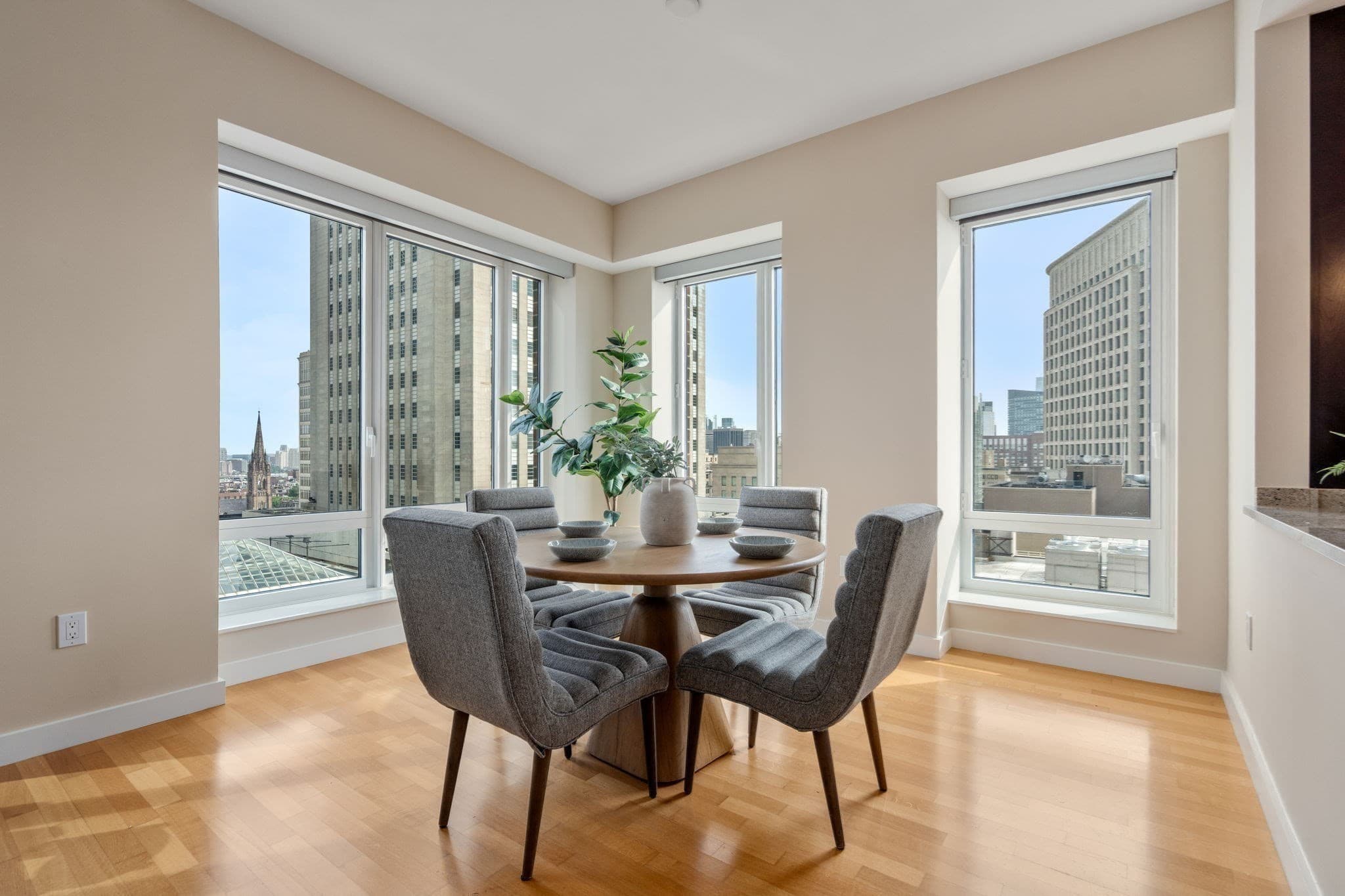 Condominium at 400 Stuart St # 16B, Boston MA 02116, photo 4 of 21