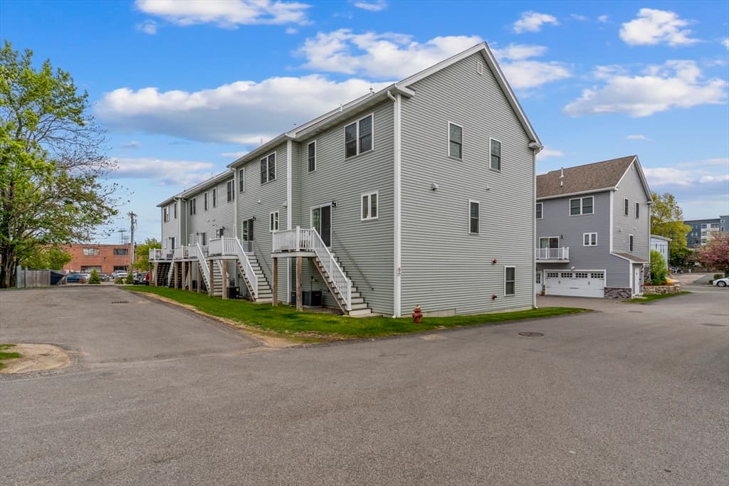 Condominium at 50 Desmoines Rd # H1, Quincy MA 02169, photo 26 of 40