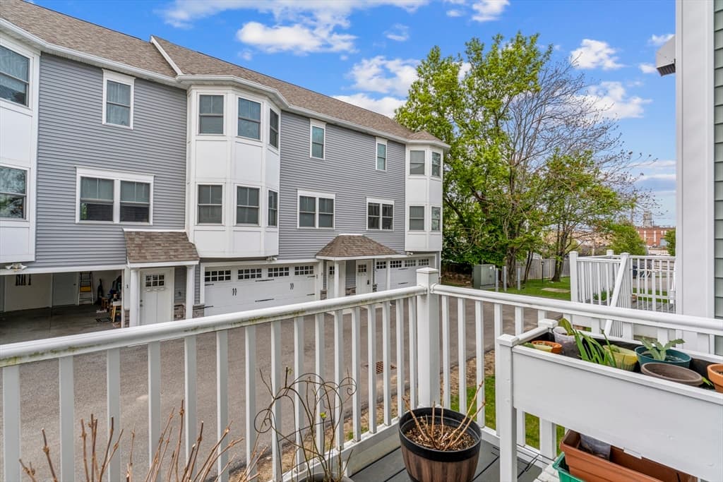 Condominium at 50 Desmoines Rd # H1, Quincy MA 02169, photo 28 of 40