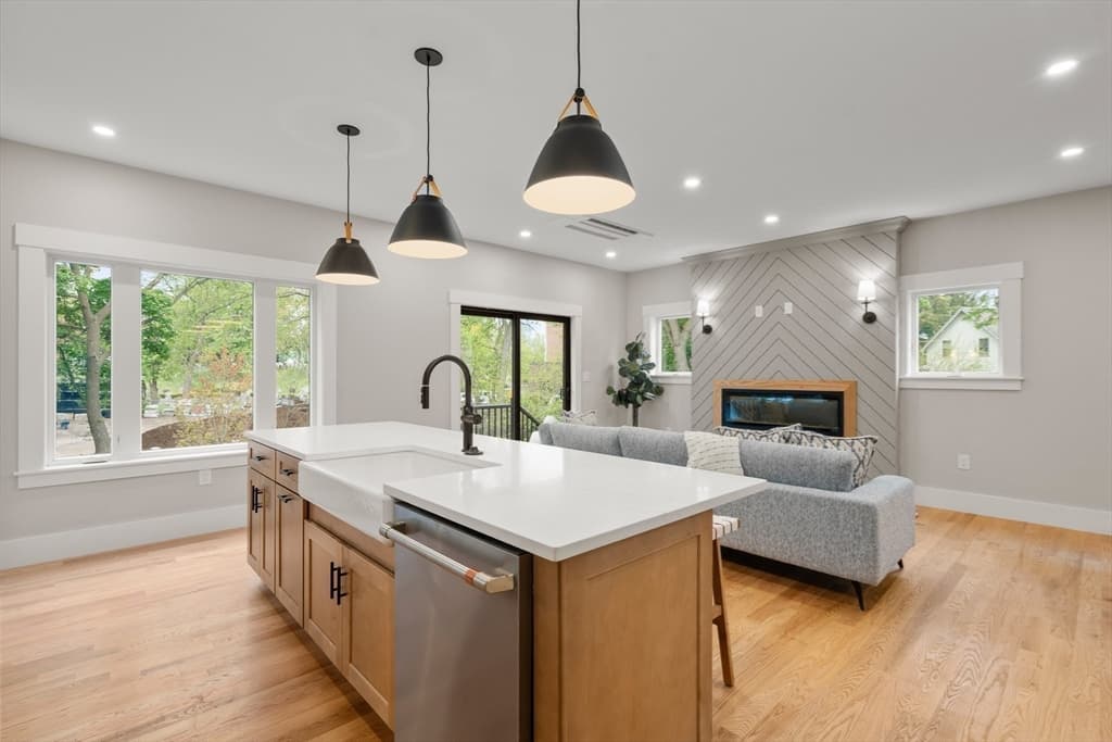 Condominium at 71 Mystic St # 71, Arlington MA 02474, Arlington, photo 9 of 35