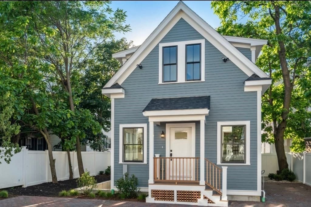 326 Lowell Street # 4, Somerville MA 02145
