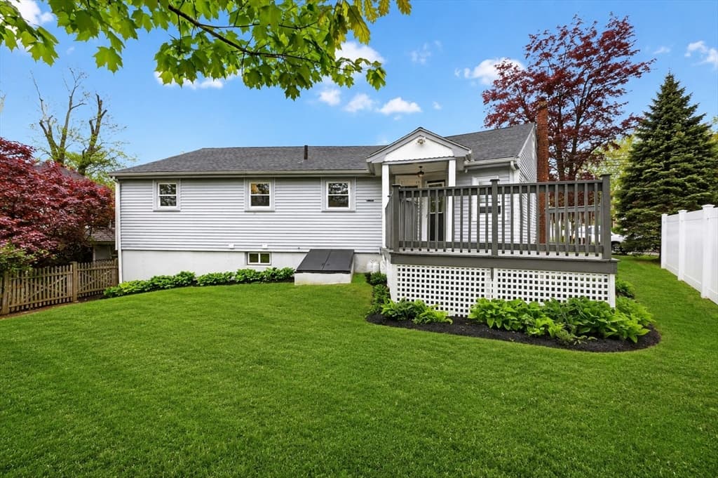 Single Family Residence at 7 Franklin St, Boston MA 02136, Boston, photo 33 of 40