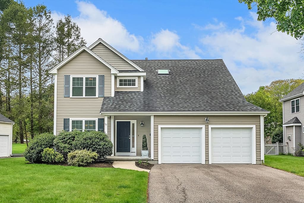 17 Russell Rd, Framingham MA 01702