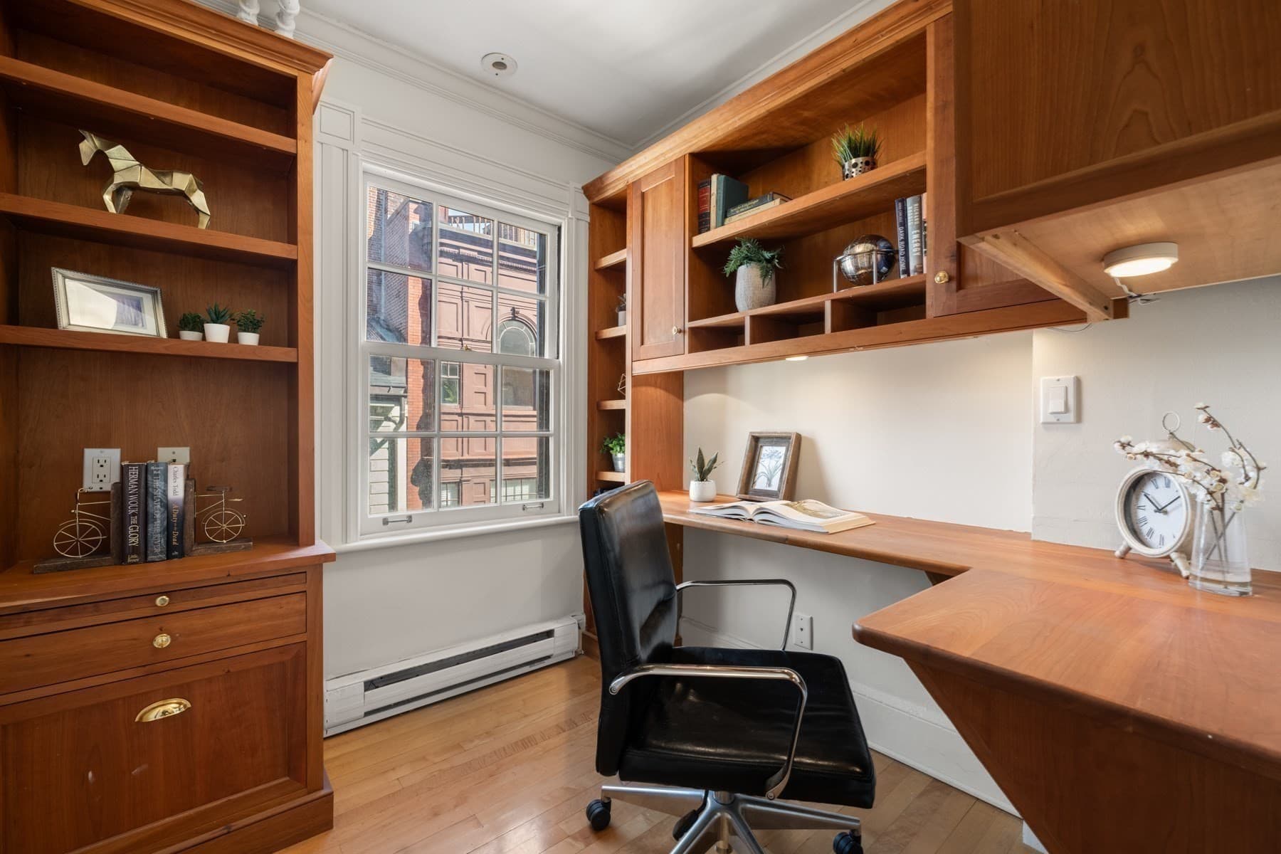 Single Family Residence at 14 Pinckney Street, Boston MA 02114, photo 16 of 27