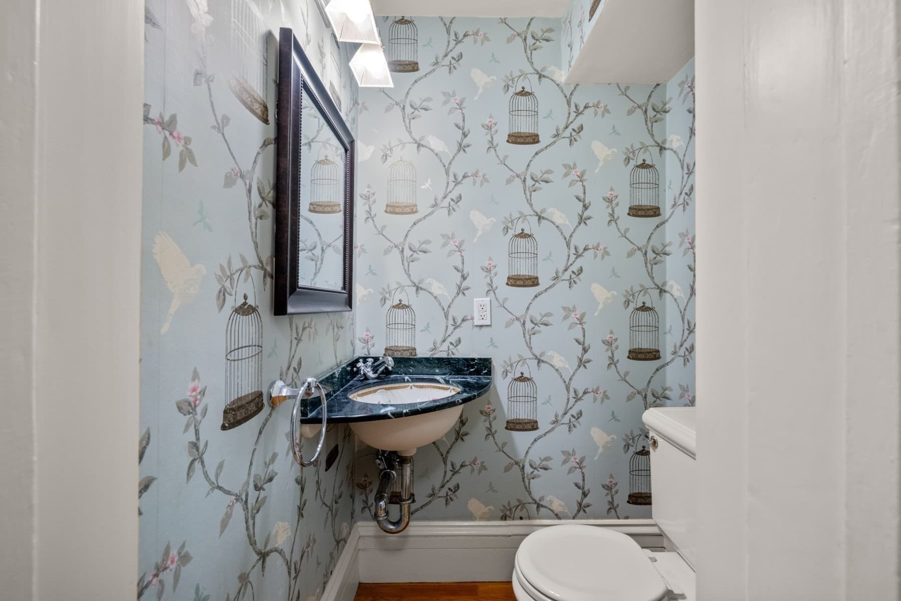 Single Family Residence at 14 Pinckney Street, Boston MA 02114, photo 25 of 27