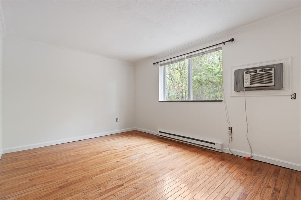 Condominium at 17 Weld St # 11, Framingham MA 01702, photo 7 of 17
