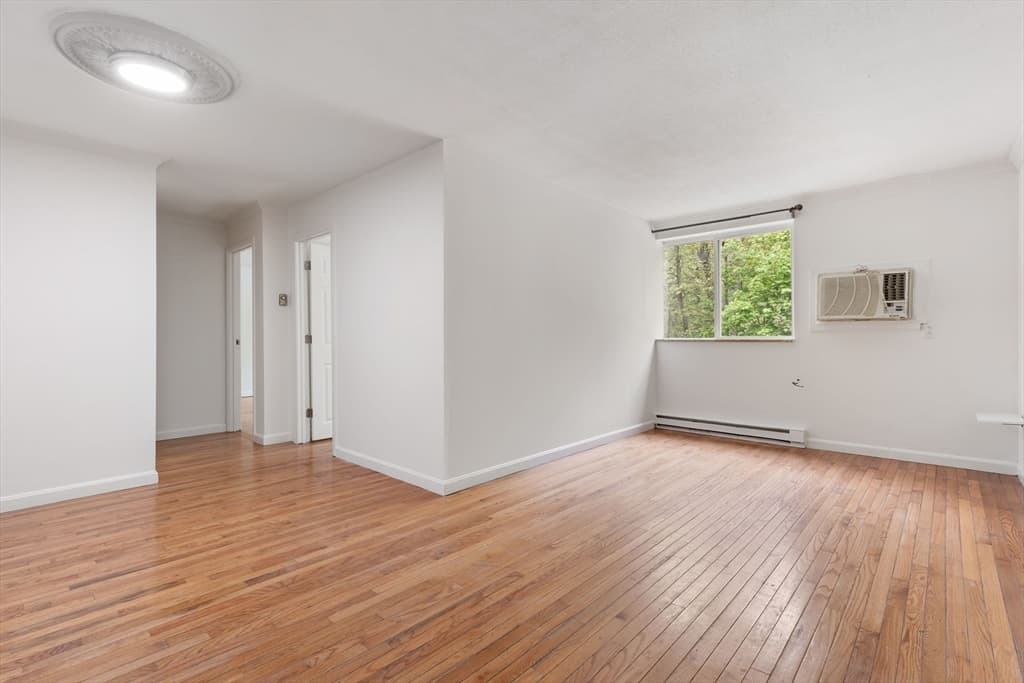 17 Weld St # 11, Framingham MA 01702