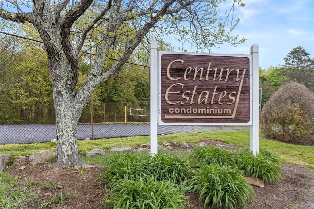 Condominium at 17 Weld St # 11, Framingham MA 01702, photo 15 of 17
