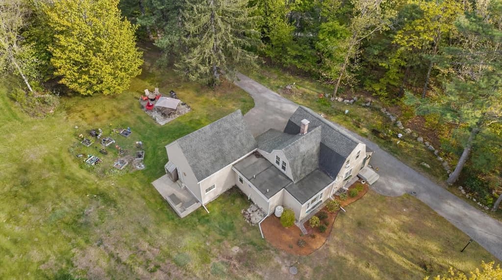 31 Mixter Rd, Holden MA 01520 photo 3