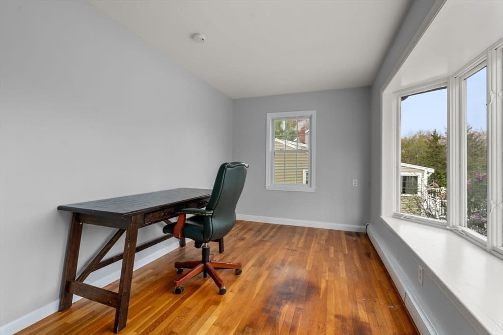 1066 Hillside St, Milton MA 02186 photo 16