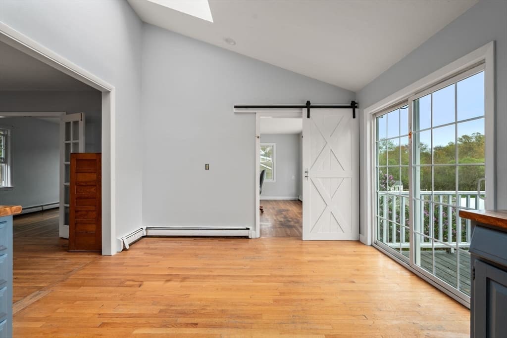 1066 Hillside St, Milton MA 02186 photo 11