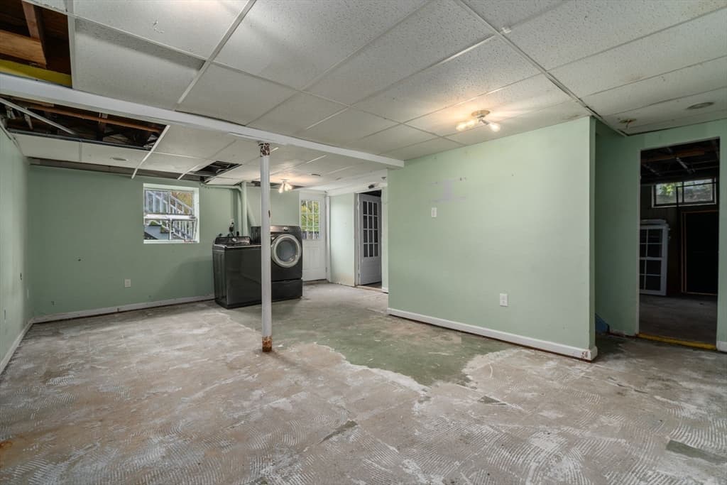 1066 Hillside St, Milton MA 02186 photo 25