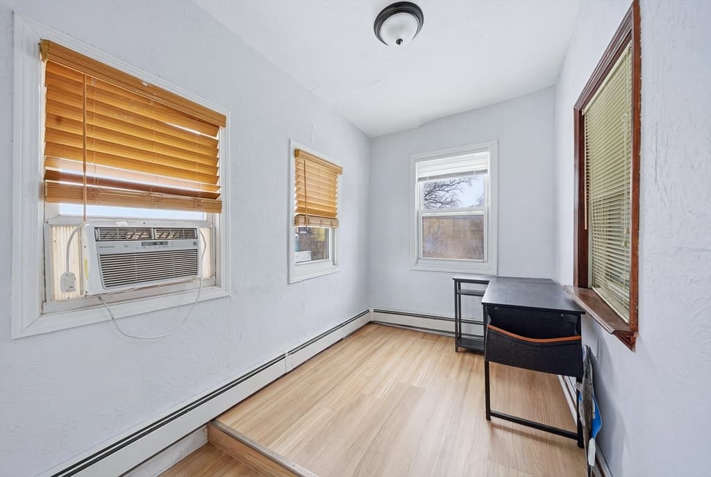 3 Family at 100 Nightingale, Boston MA 02124, Boston, photo 8 of 40