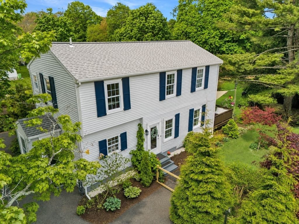 1814 Main St, Concord MA 01742