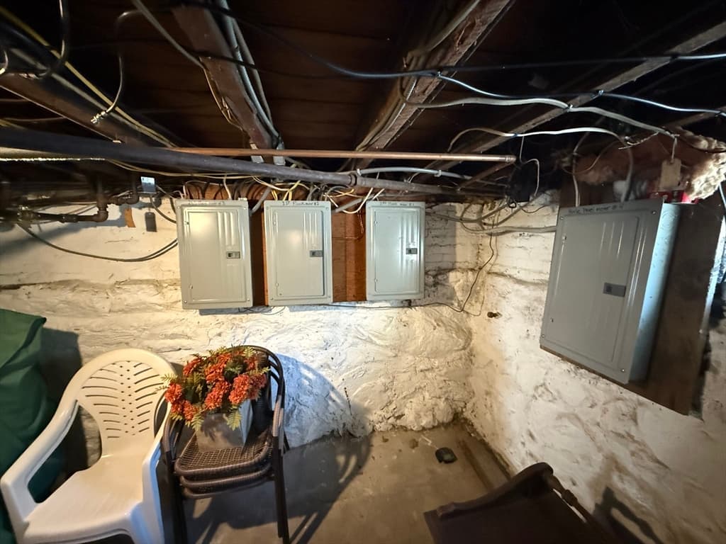 3 Family - 3 Units Up/Down at 39-41 Green St, Hudson MA 01749, Hudson, photo 17 of 17