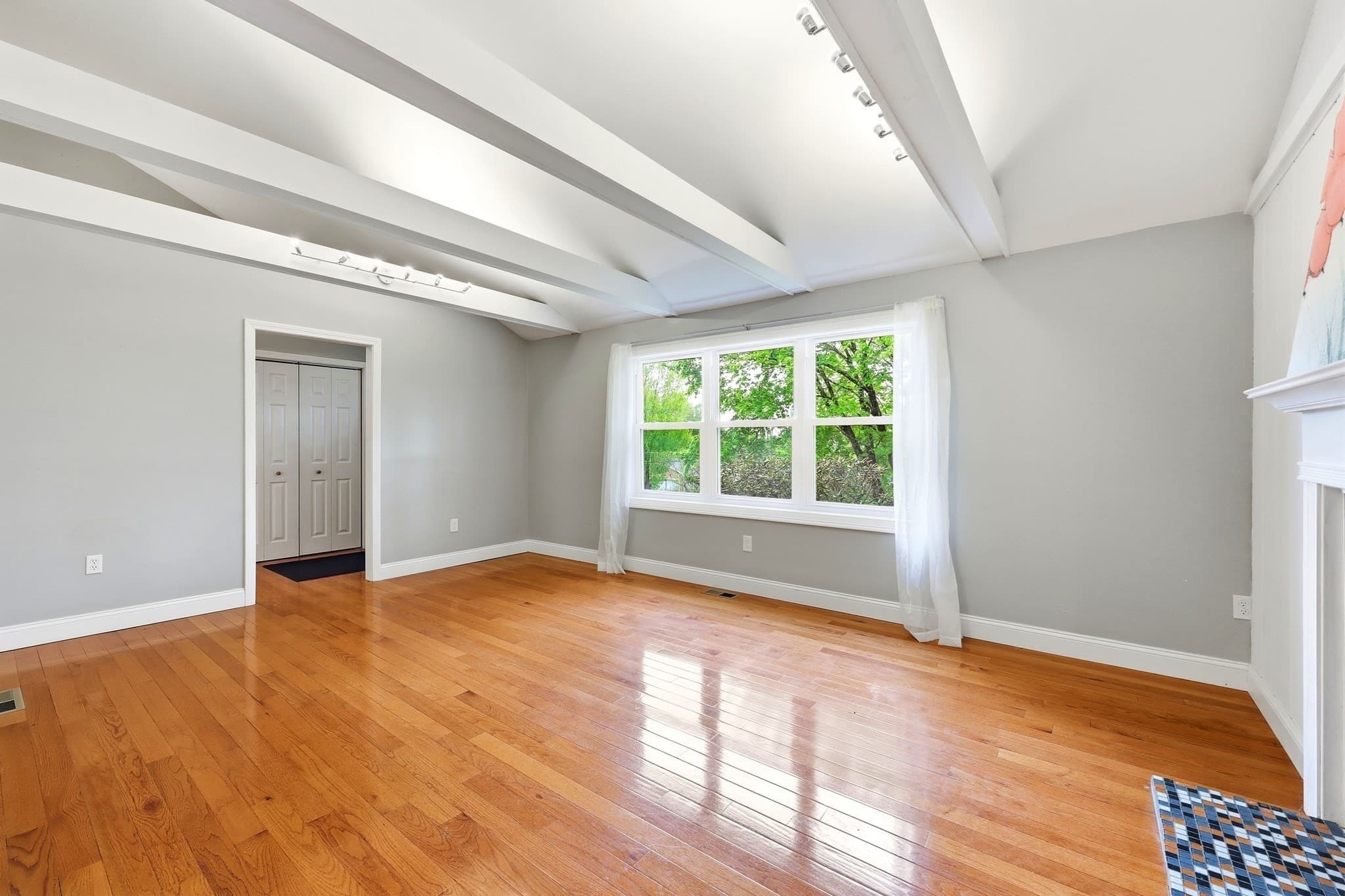 Single Family Residence at 1185 Bay Road, Amherst MA 01002, Amherst, photo 6 of 38