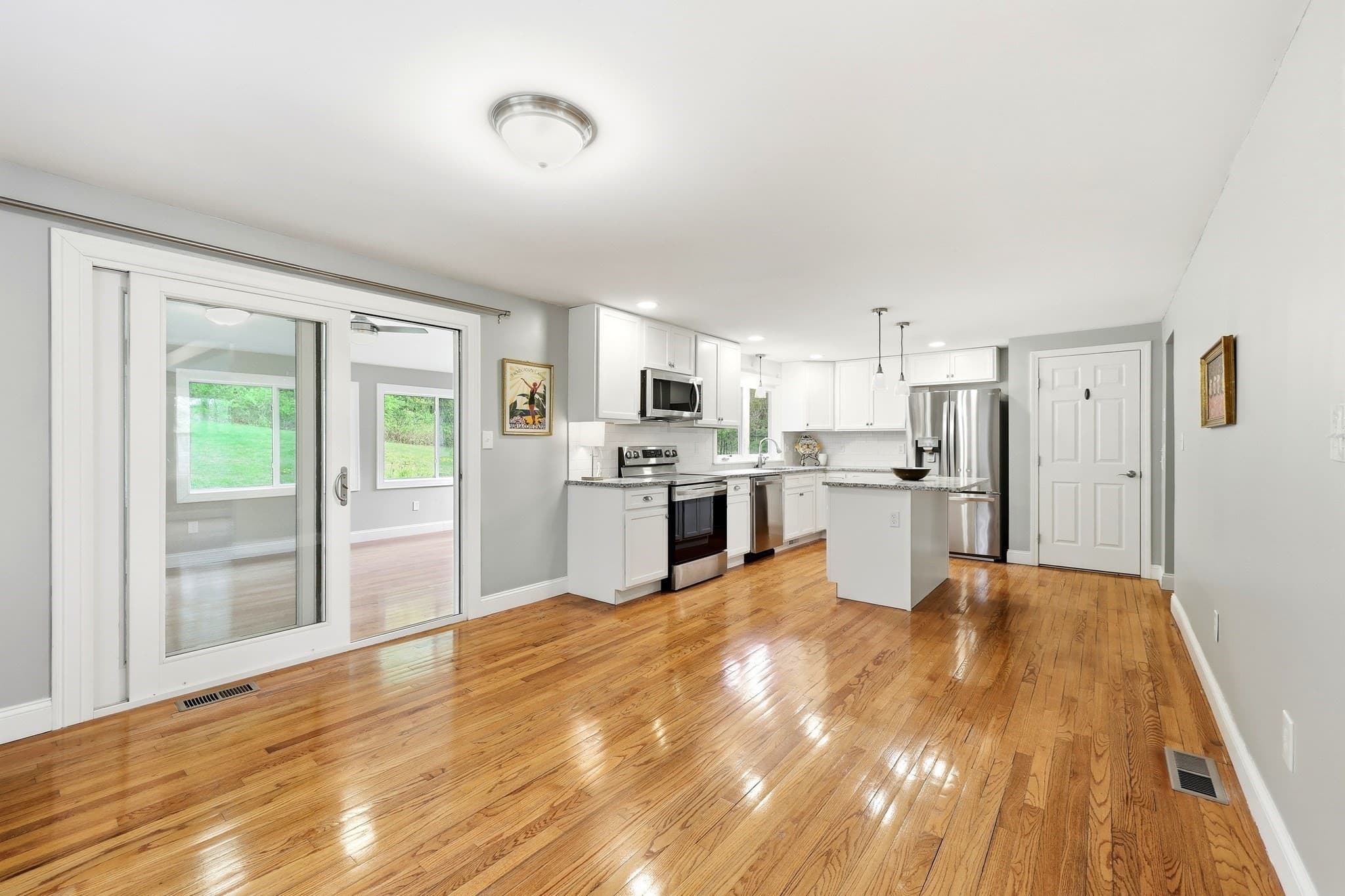 Single Family Residence at 1185 Bay Road, Amherst MA 01002, Amherst, photo 7 of 38