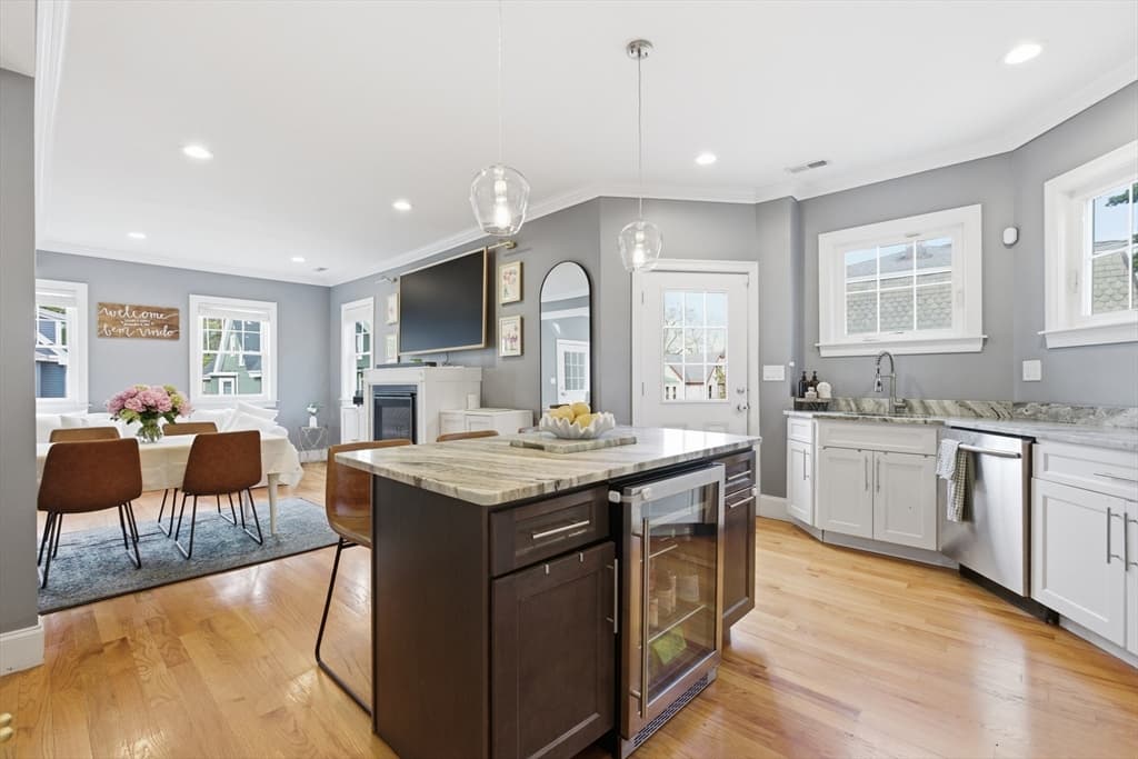 Condominium at 16 Wyoming St # 2, Boston MA 02121, photo 5 of 30