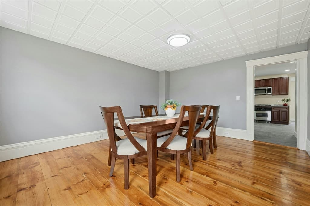 Single Family Residence at 95 S Main St, North Brookfield MA 01535, North Brookfield, photo 8 of 41