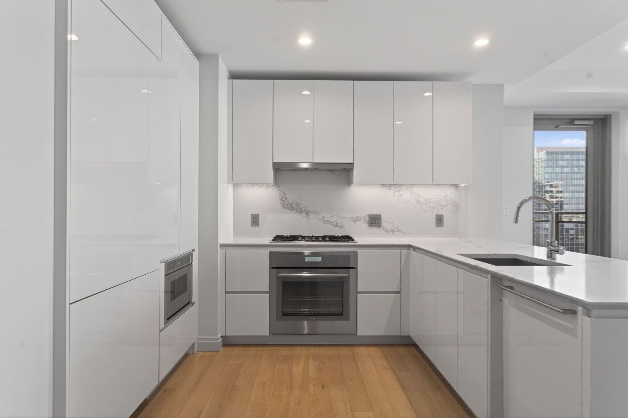 Condominium at 133 Seaport Blvd # 1208, Boston MA 02210, photo 8 of 42