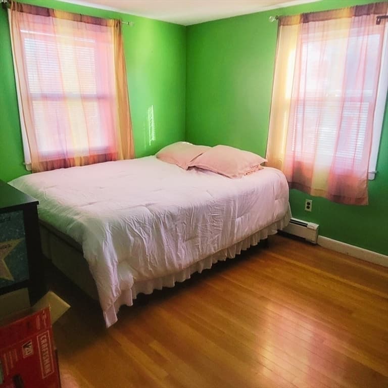 Single Family Residence at 9 Summit Ave, Saugus MA 01906, photo 7 of 10