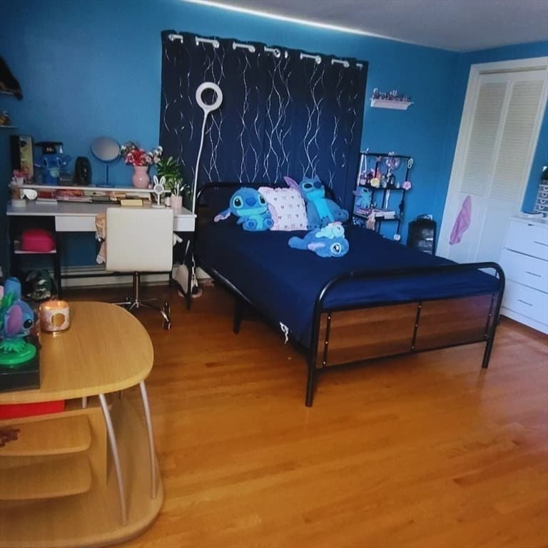 Single Family Residence at 9 Summit Ave, Saugus MA 01906, photo 5 of 10