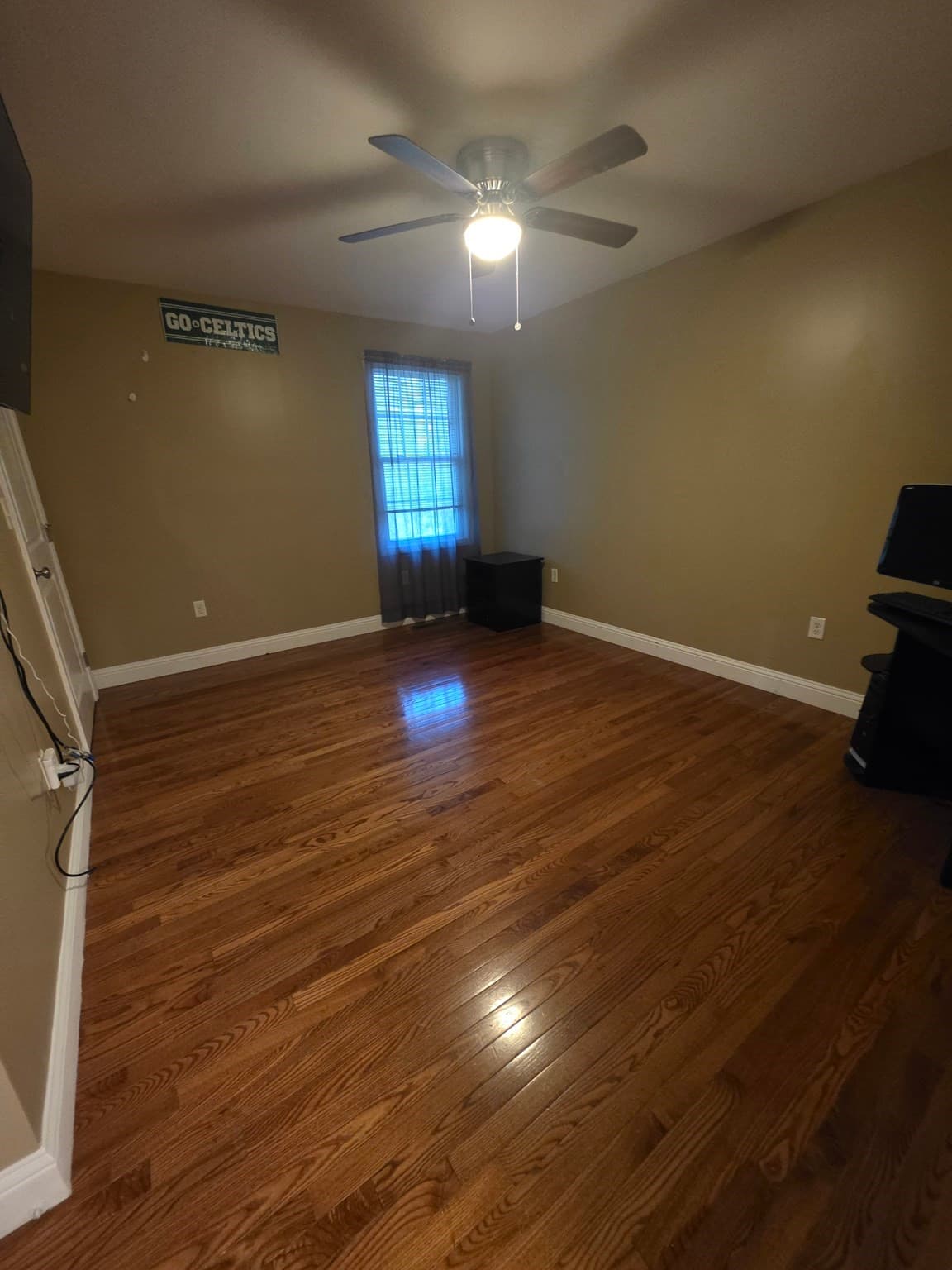 Single Family Residence at 540 Stevens Street, Fall River MA 02721, photo 16 of 30