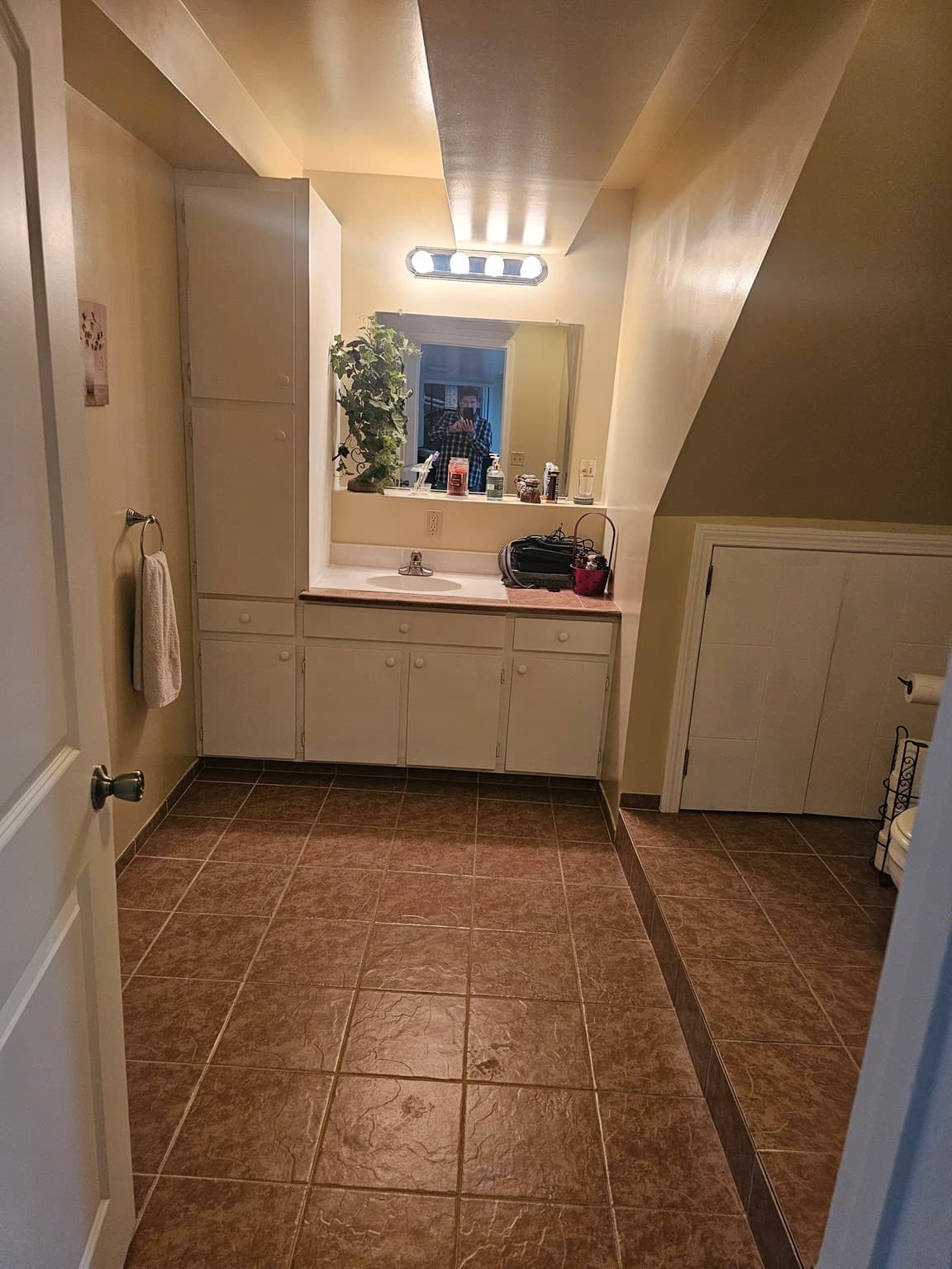 Single Family Residence at 540 Stevens Street, Fall River MA 02721, photo 25 of 30