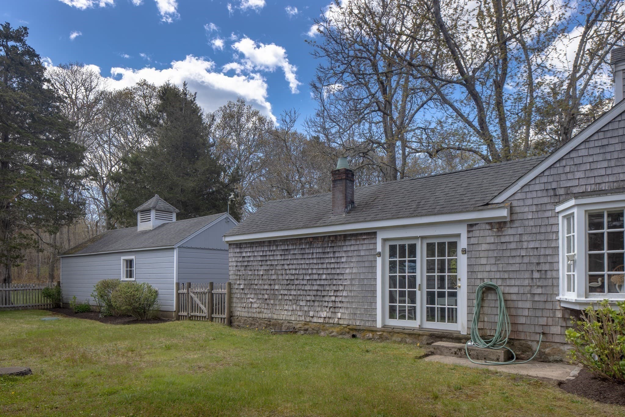 Single Family Residence at 12 Noyes Ave, Mattapoisett MA 02739, photo 14 of 42