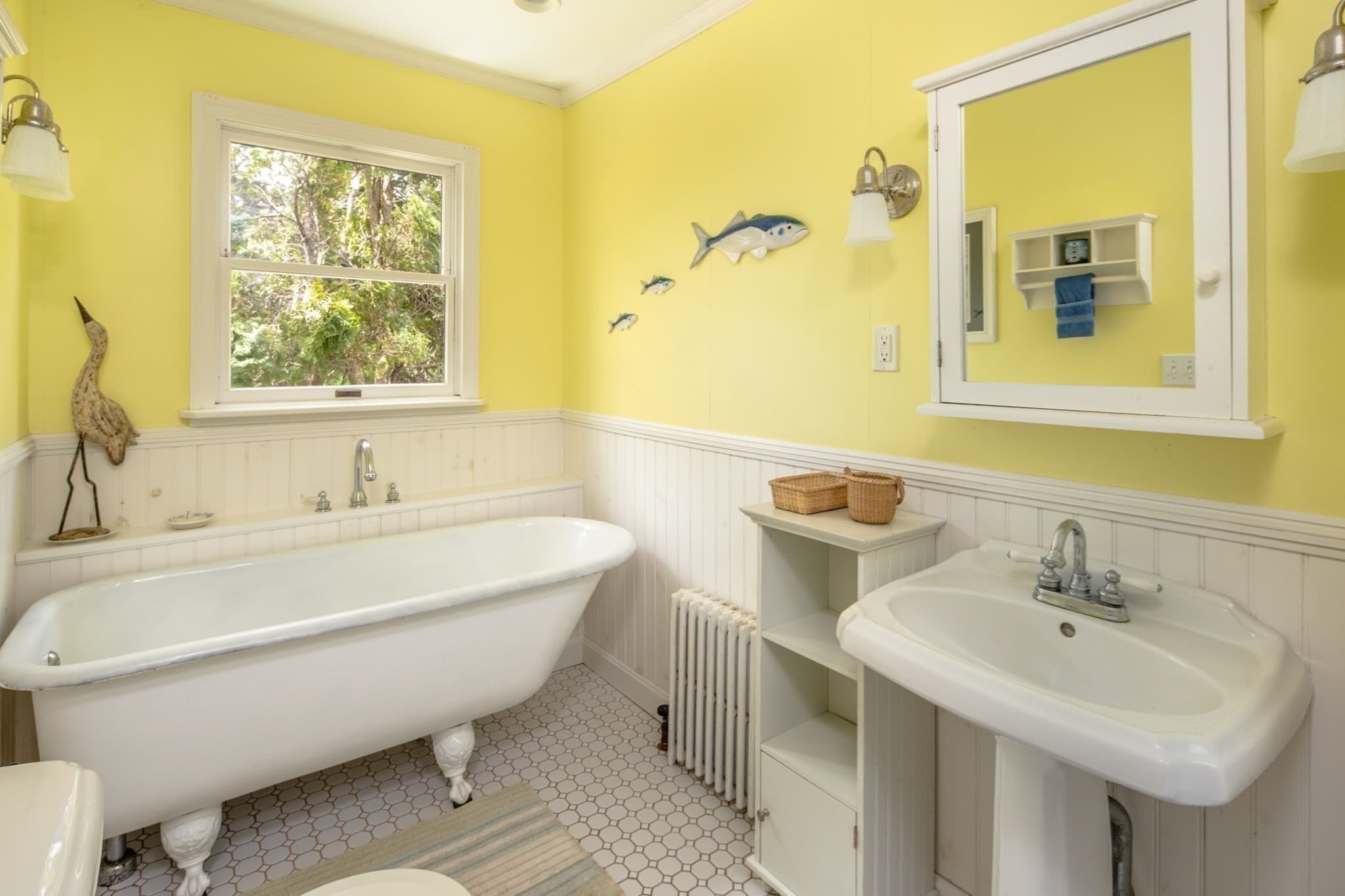 Single Family Residence at 12 Noyes Ave, Mattapoisett MA 02739, photo 25 of 42