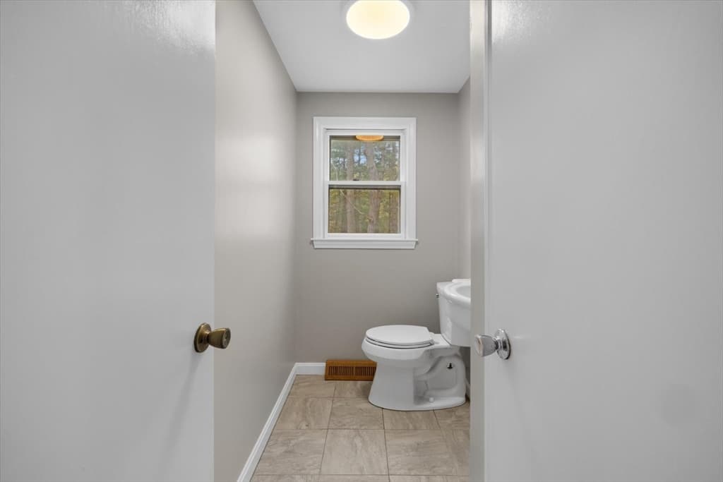 76 Woodridge Rd, Duxbury MA 02332 photo 19