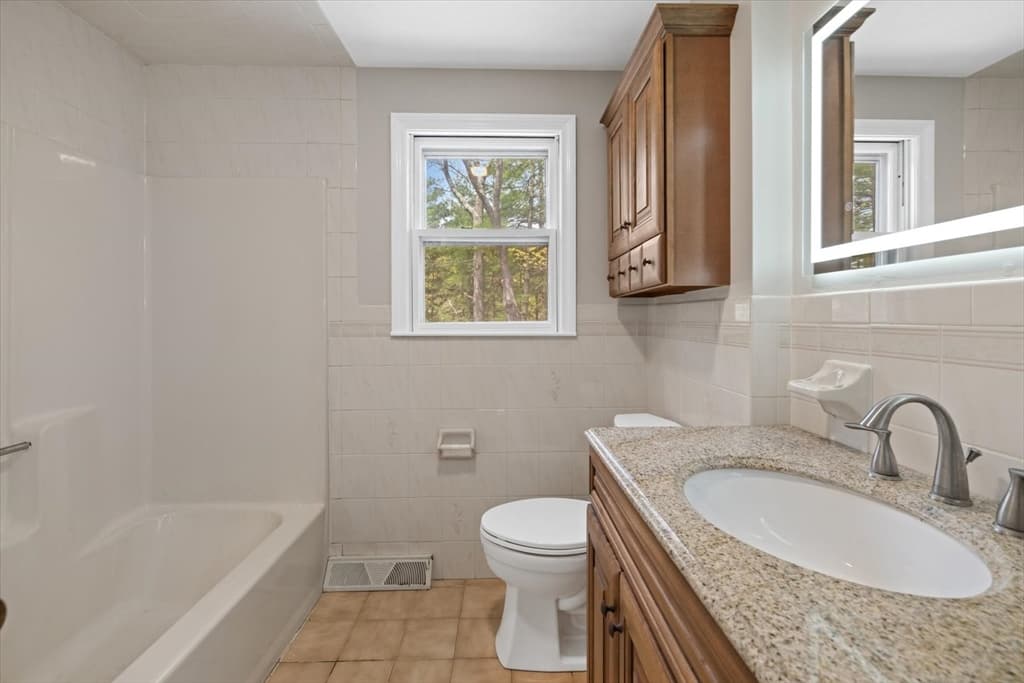 76 Woodridge Rd, Duxbury MA 02332 photo 29