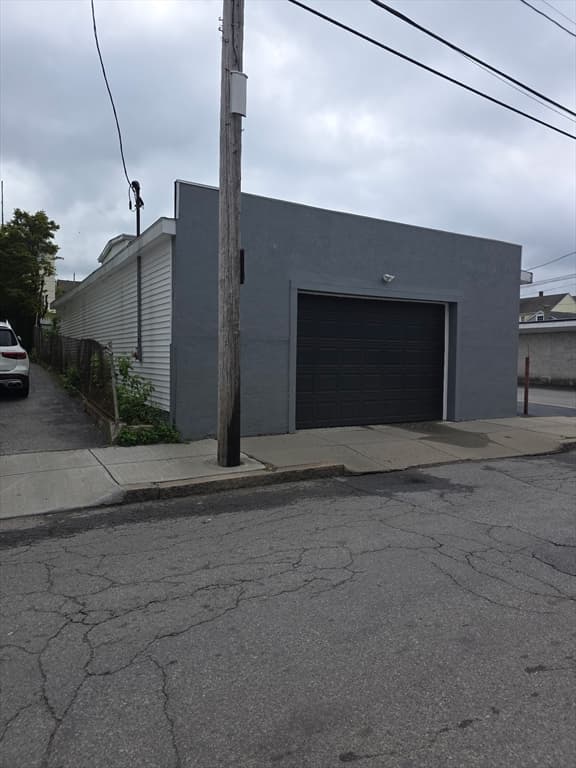 430 Alden Street, Fall River MA 02723 photo 12