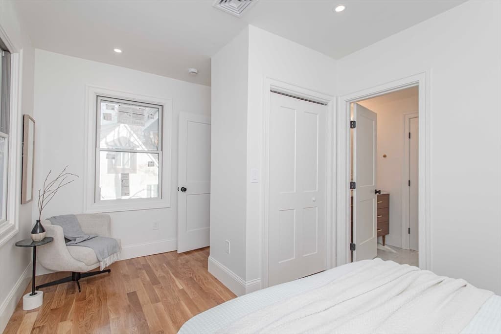 Condominium at 125 Mt Vernon Street # 2, Newton MA 02465, photo 24 of 36
