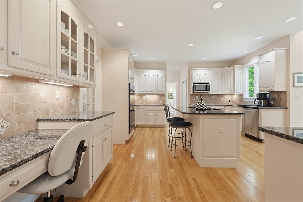 10 Timber Ledge Drive, Holliston MA 01746 photo 13