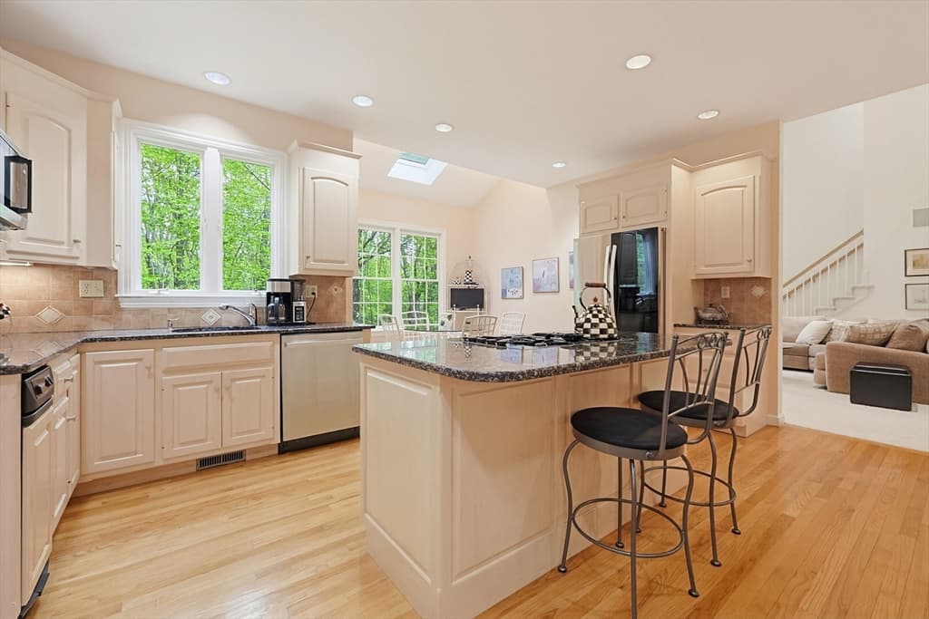 10 Timber Ledge Drive, Holliston MA 01746 photo 12