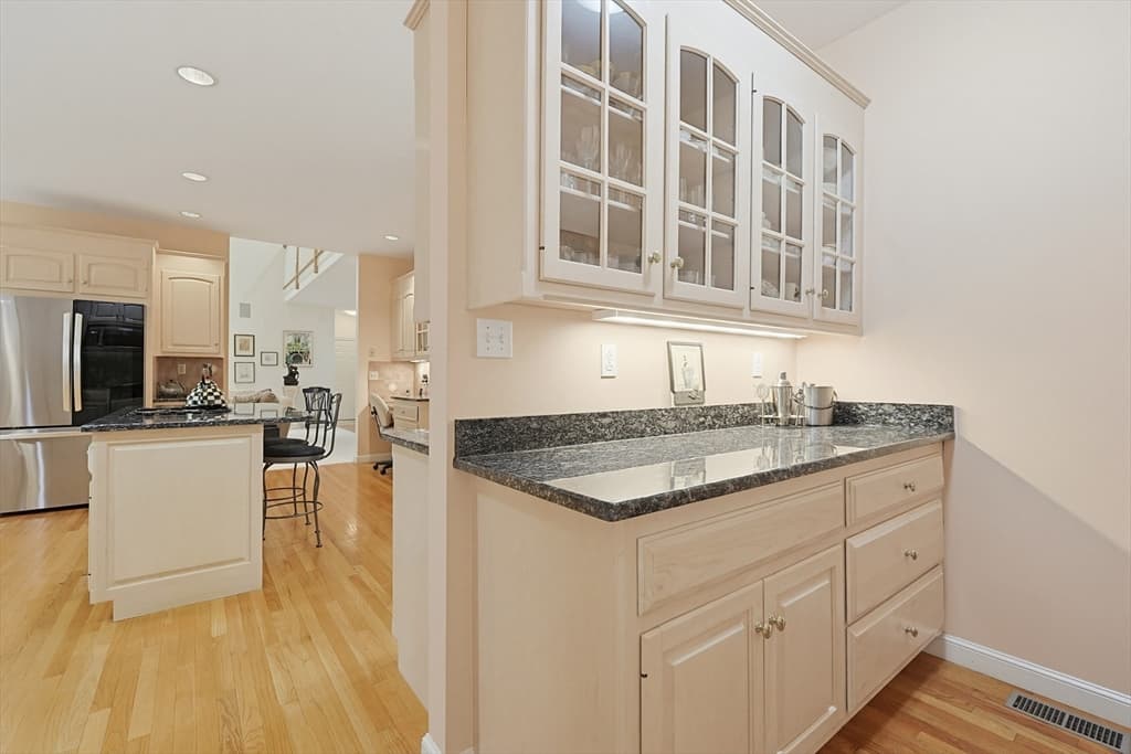 10 Timber Ledge Drive, Holliston MA 01746 photo 14