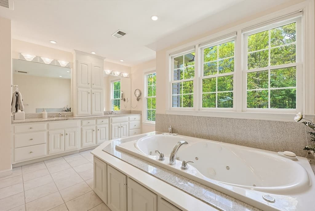 10 Timber Ledge Drive, Holliston MA 01746 photo 31