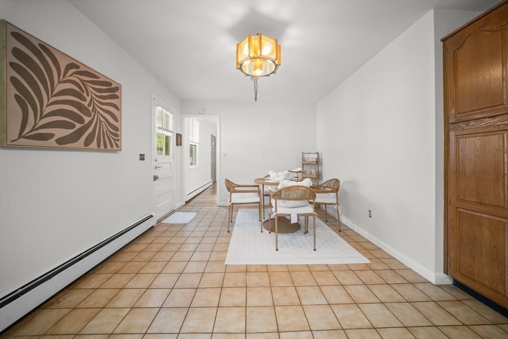 Condominium at 1180 Main Street # 2, Waltham MA 02451, photo 7 of 32