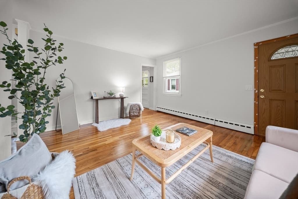 Condominium at 1180 Main Street # 2, Waltham MA 02451, photo 3 of 32