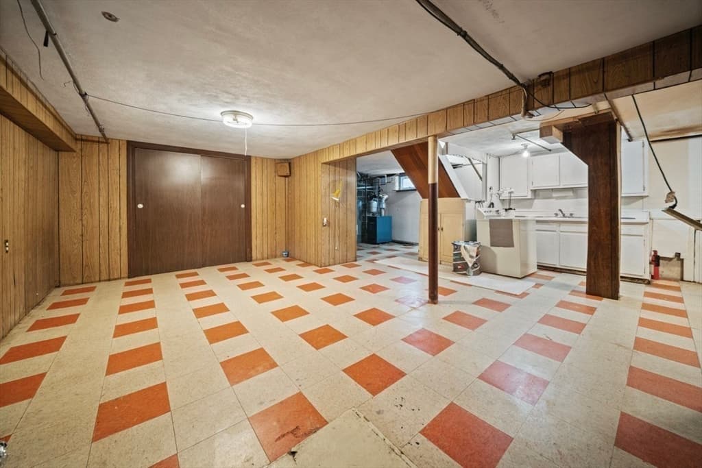 Condominium at 1180 Main Street # 2, Waltham MA 02451, photo 24 of 32