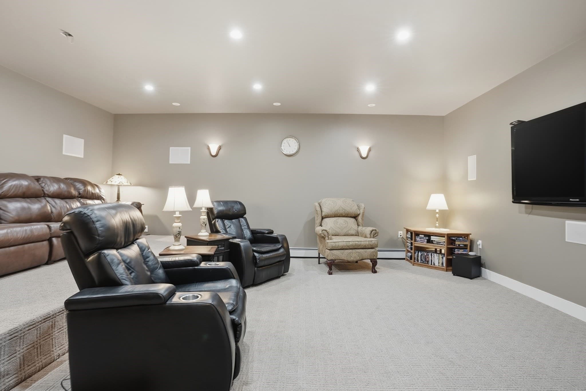 Single Family Residence at 1 Twin Springs Drive, Saugus MA 01906, Saugus, photo 17 of 42