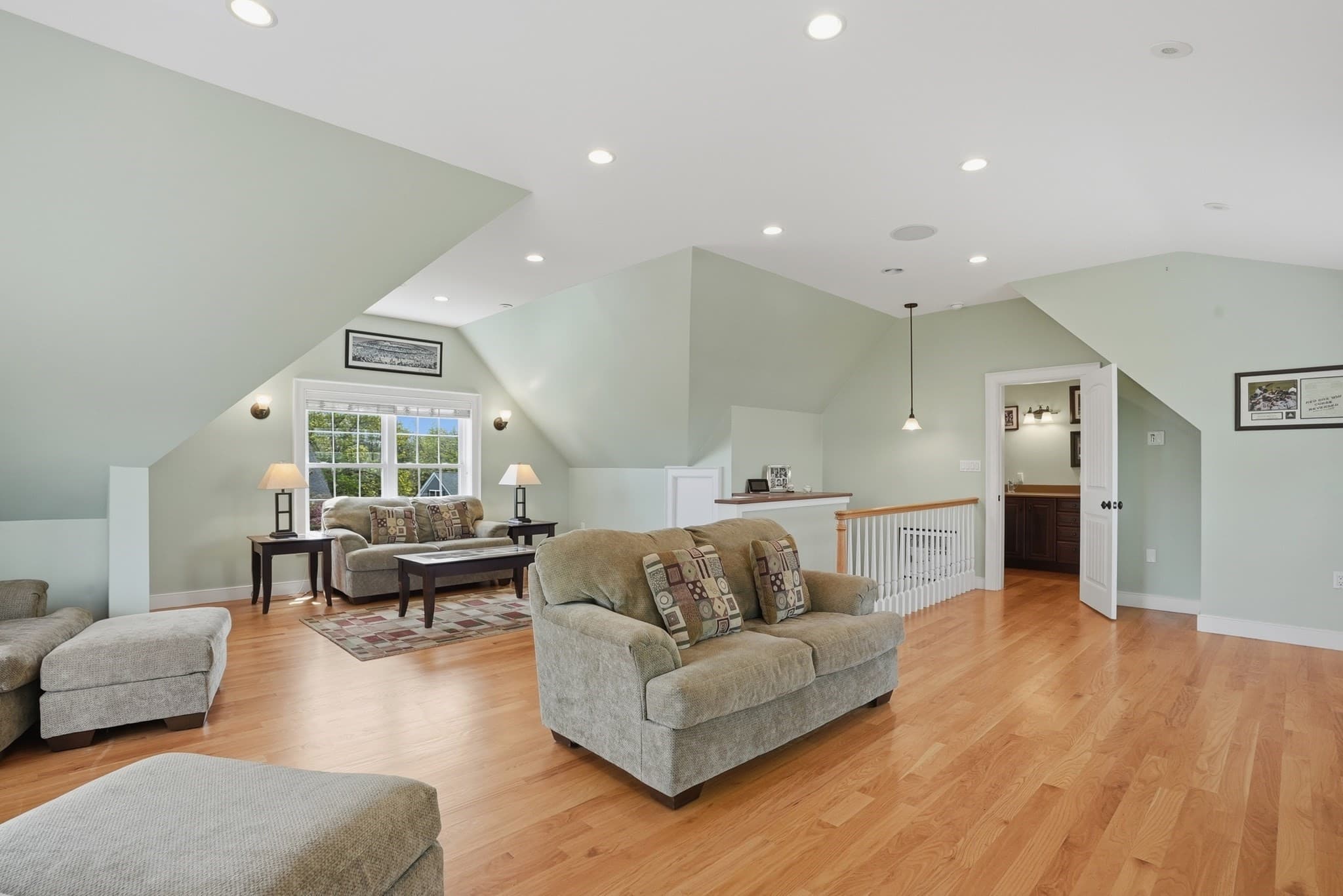Single Family Residence at 1 Twin Springs Drive, Saugus MA 01906, Saugus, photo 10 of 42